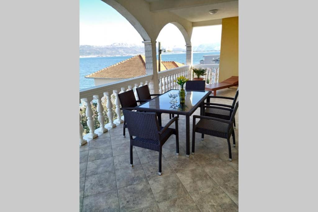 Apartmen Karmen 2 Trogir Bagian luar foto