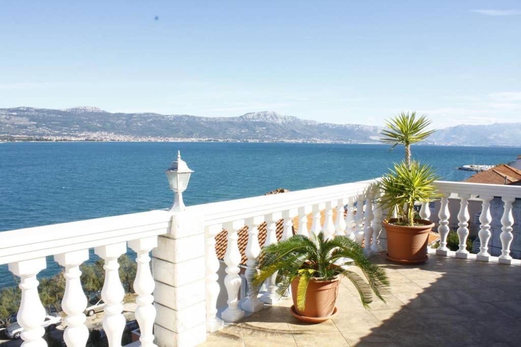 Apartmen Karmen 2 Trogir Bagian luar foto