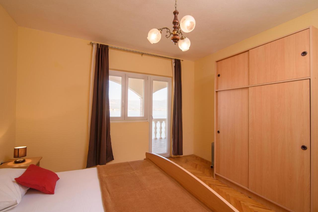 Apartmen Karmen 2 Trogir Bagian luar foto