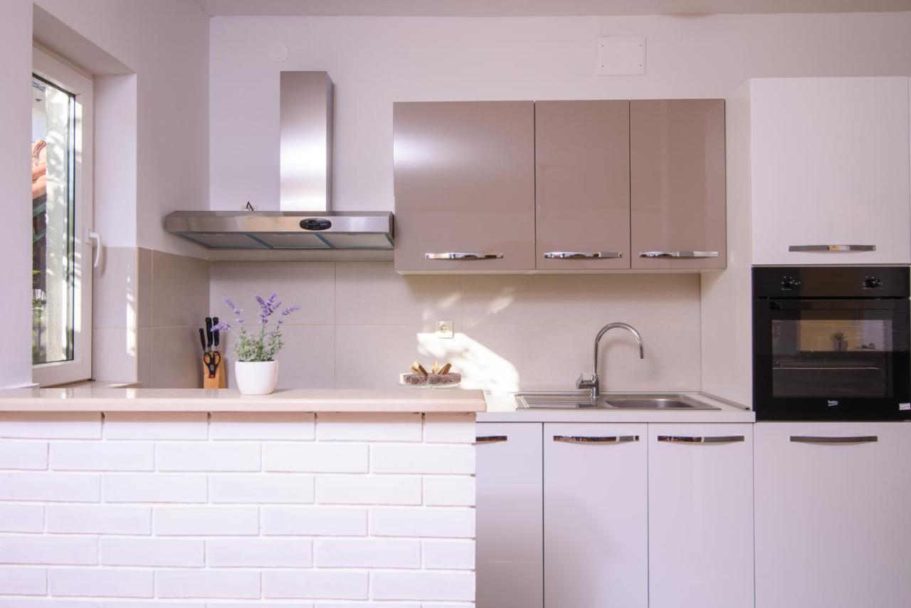 Apartmen Karmen 2 Trogir Bagian luar foto