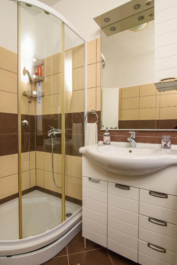 Apartmen Karmen 2 Trogir Bagian luar foto